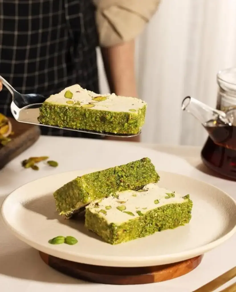 AL KANATER HALAVA PISTACHIO 450g