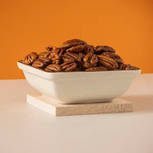 [RIF-0059] Al Rifai Vacuum Plastic Tray of 215 gr Raw Pecans 